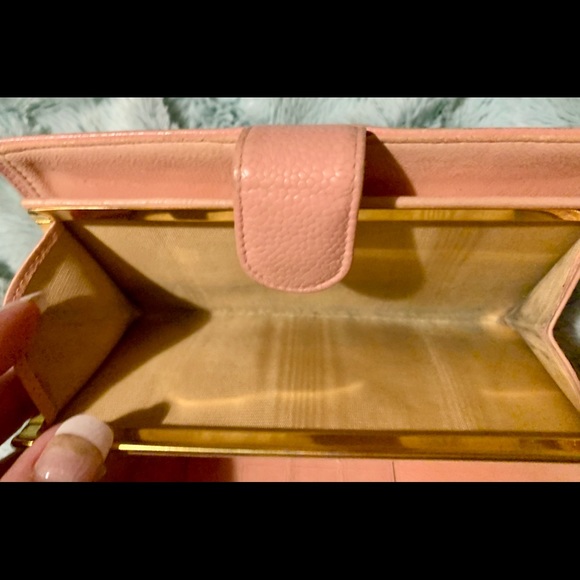 🌸Auth. CHANEL Caviar Leather Wallet 🌸 - Picture 3 of 15